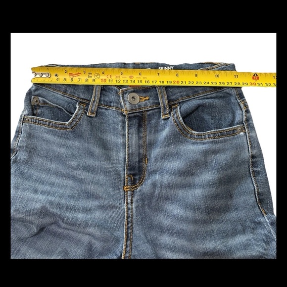 Boys 8 Stretch Extensible Skinny Jeans | The Children’s Place - Picture 4 of 6